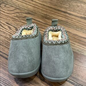 Amazon Gray Kids Slippers with Colorful Trim